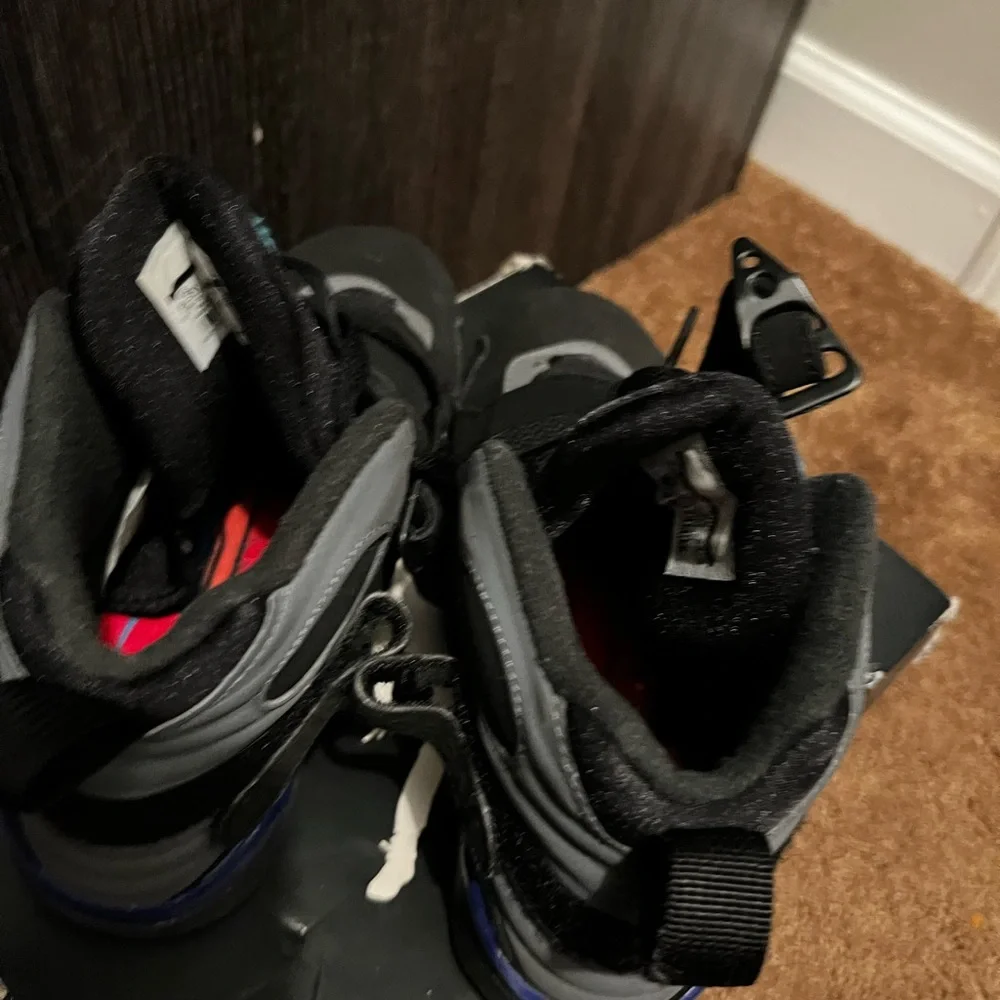 Jordan 8 - Picture 3 of 6